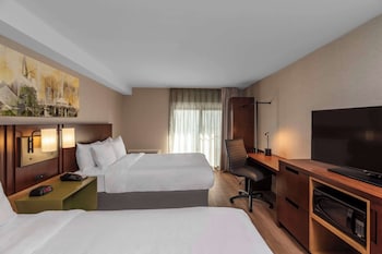 Room, 2 Queen Beds, Non Smoking
