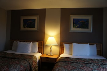2 Double Beds Non-Smoking
