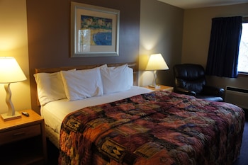 Standard Room, 1 King Bed, Non Smoking