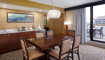 Suite, 1 King Bed