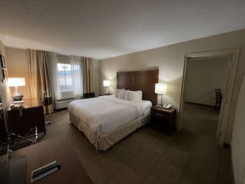 Suite, 2 Bedrooms, Non Smoking (Two-Bedroom)