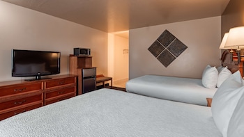 Standard Room, 2 Queen Beds, Non Smoking, Refrigerator & Microwave