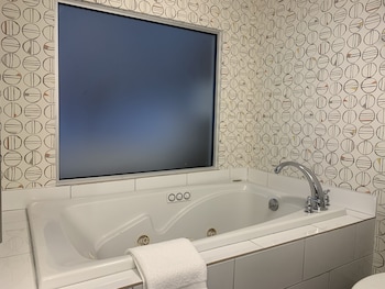 Suite, 1 King Bed