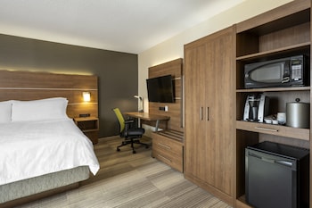 Standard Room, 1 King Bed (Extra Floor Space)