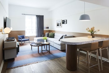 Suite, 1 Bedroom, Accessible (Mobility Accessible)
