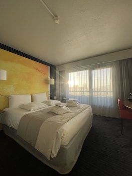 Privilege, Double Room, 1 Double Bed, Balcony