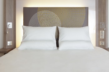 Superior Room, 1 Queen Bed
