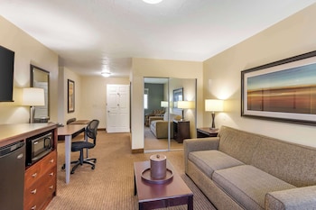 Suite, 2 Queen Beds, Non Smoking, Refrigerator & Microwave (with Sofabed)