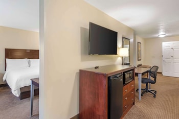 Suite, 2 Queen Beds, Non Smoking, Refrigerator & Microwave (with Sofabed)