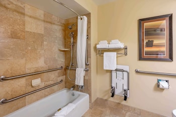 Suite, 2 Queen Beds, Non Smoking, Refrigerator & Microwave (with Sofabed)