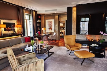 Presidential Suite