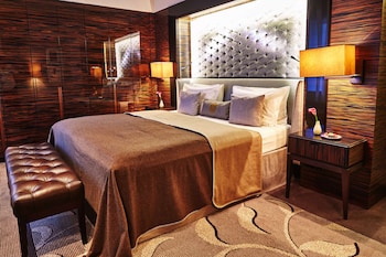 Deluxe Room (Grand)