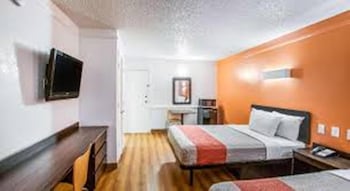 Standard Room, 2 Double Beds, Non Smoking