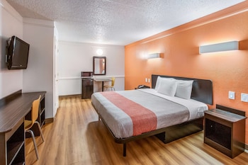 Standard Room, 1 King Bed, Non Smoking