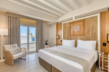 Room, Partial Sea View