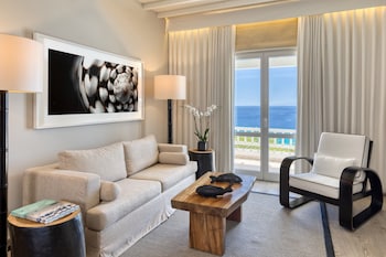 Luxury Suite