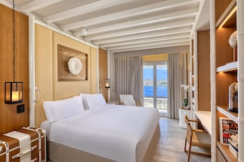 Deluxe Room, Sea View (Balcony)