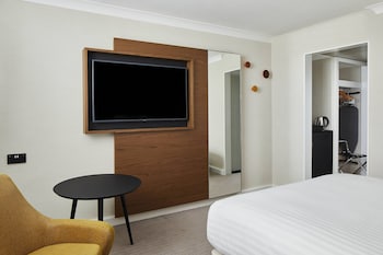 Deluxe Room, 1 King Bed