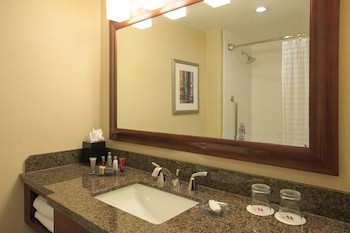 Room, 2 Double Beds, Lake View