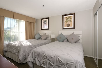 Deluxe Condo, 2 Bedrooms