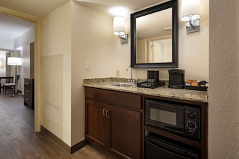 Two Queens Suite