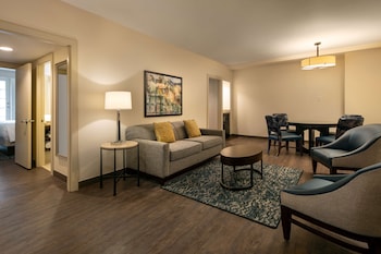 2 Bedroom Suite