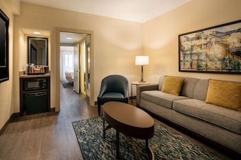 Suite, 1 King Bed