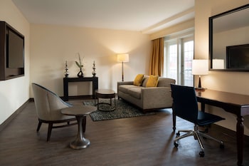 2 Bedroom Suite
