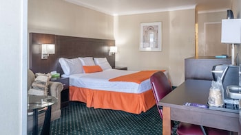 Room, 1 King Bed, Non Smoking