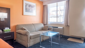 Room, 1 King Bed, Non Smoking