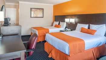 Suite, Multiple Beds, Non Smoking