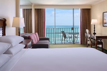 Club Suite, 2 Bedrooms, Oceanfront (2 King Beds)