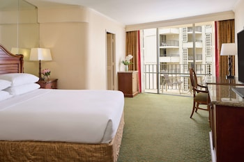 Room, 1 Queen Bed, Mobility Accessible, City View