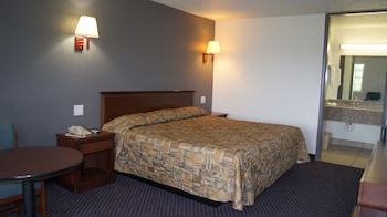 Standard Room, 1 King Bed, Non Smoking