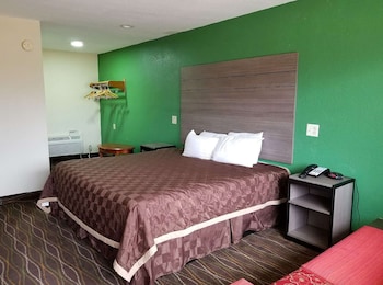 Room, 1 King Bed, Smoking
