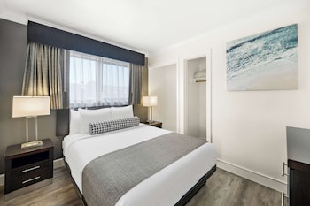 Standard Room, 2 Queen Beds, Non Smoking, Refrigerator & Microwave