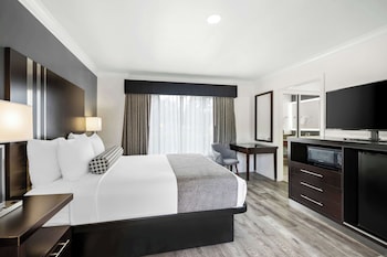 Standard Room, 2 Queen Beds, Non Smoking, Refrigerator & Microwave