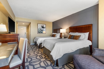 Premier Room, 2 Double Beds (High Floor)