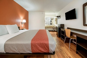 Standard Room, 1 King Bed, Smoking