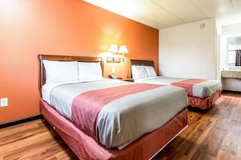 Standard Room, 2 Double Beds, Non Smoking