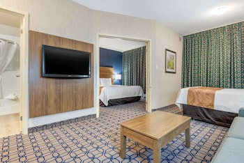 Suite, Non Smoking (1 King Bed, 1 Double Bed)