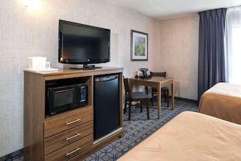 Room, 2 Double Beds, Non Smoking