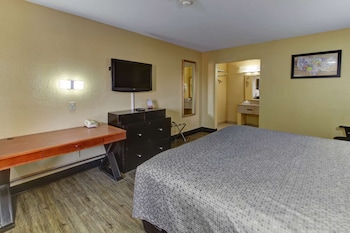 Standard Room, 1 King Bed, Non Smoking