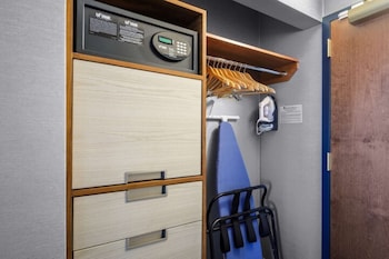 Room, 2 Double Beds, Non Smoking, Balcony