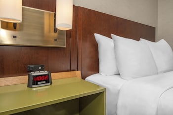 Standard Double Room, 2 Double Beds, Non Smoking