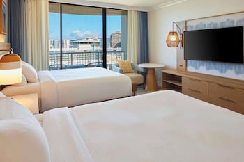 Room, 2 Queen Beds, Accessible, Ocean View