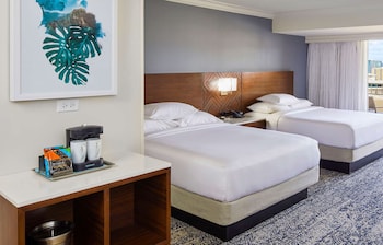 Room, 2 Queen Beds, Accessible, Ocean View (Bathtub)