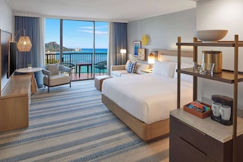 Room, 1 King Bed (Rainbow Tower, Renovated)