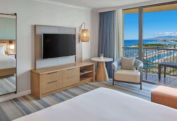Room, 1 King Bed, Ocean View (Rainbow Tower, Renovated)