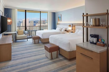 Room, 2 Queen Beds, Accessible, Ocean View (Bathtub)